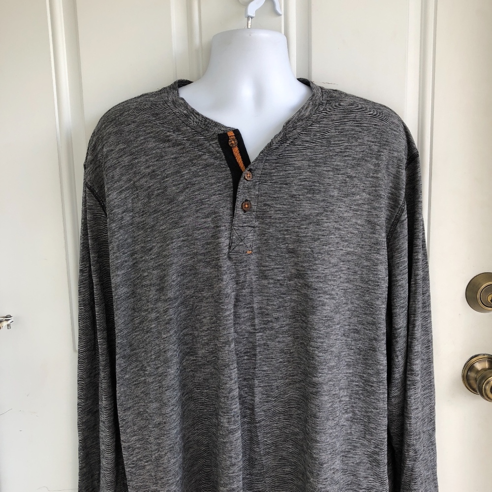 Tommy Bahama 2XL Long Sleeve Gray Henley Shirt